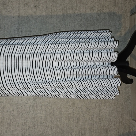 EUC Women's cover up/dress - Picture 3 of 13